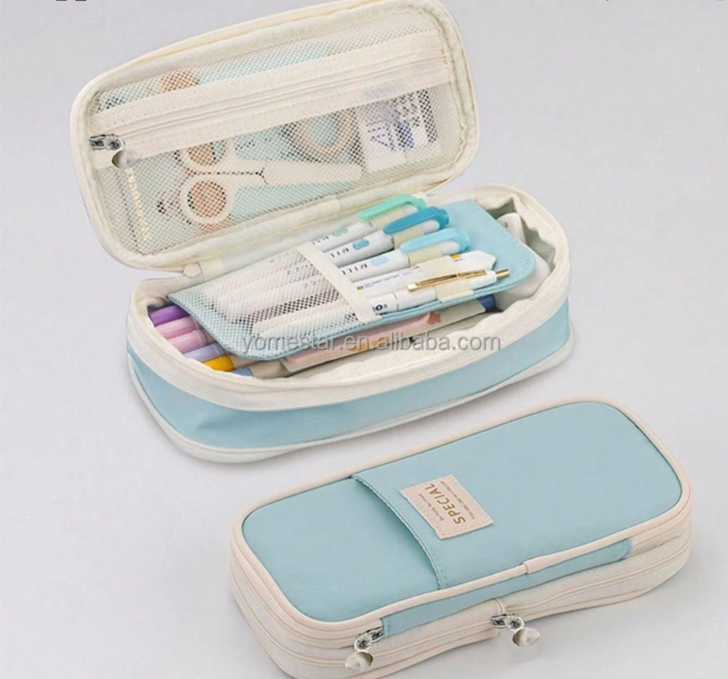 Expandable pencil case